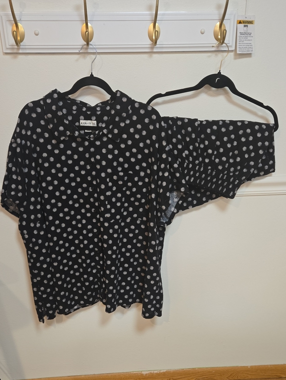 Ava & Viv Black White Polka Dot Short Sleeve Button-Down